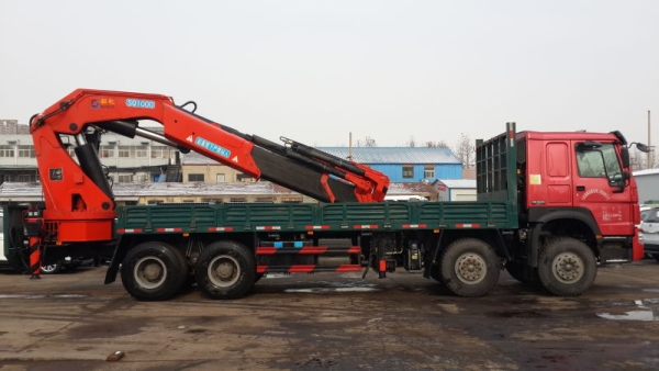 新購(gòu)進(jìn)隨車(chē)吊