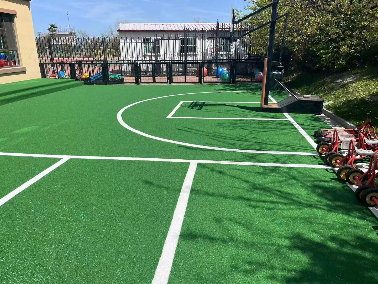 環保人造草坪 塑料仿真假草皮 圍擋綠化裝飾草坪鋪設施工